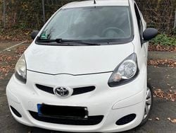 Gebraucht 2010 Toyota Aygo Kleinwagen | 950 € (Fairer Preis)