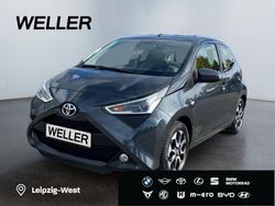 Grau Gebraucht 2019 Toyota Aygo X-play Kleinwagen | 12.490 € (Etwas zu teuer)