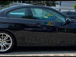 Schwarz Gebraucht 2009 BMW 320 Coupé | 8.950 € (Etwas zu teuer)