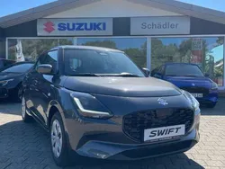 Grau Neu 2025 Suzuki Swift Club Kleinwagen | 17.990 €