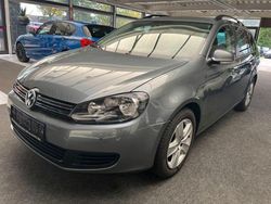Grau Gebraucht 2010 VW Golf VI Comfortline Kombi | 9.800 €