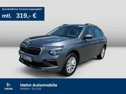 Grau Gebraucht 2024 Skoda Kamiq Selection SUV | 24.930 € (Fairer Preis)