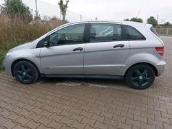 Silber Gebraucht 2007 Mercedes B170 Van / Kleinbus | 2.199 € (Guter Preis)