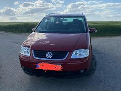 Rot Gebraucht 2004 VW Touran Van / Kleinbus | 3.500 € (Fairer Preis)