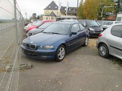 Blau Gebraucht 2002 BMW 316 Compact Kleinwagen | 1.750 € (Guter Preis)