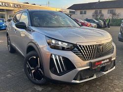 Grau Gebraucht 2024 Peugeot 2008 GTi SUV | 24.950 €