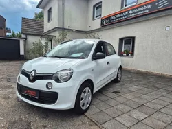 Weiß Gebraucht 2017 Renault Twingo Life Kleinwagen | 6.495 € (Fairer Preis)