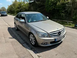 Braun Gebraucht 2007 Mercedes C200 Limousine | 5.000 € (Guter Preis)