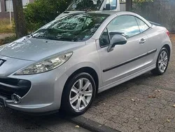 Silber Gebraucht 2007 Peugeot 207 CC Cabrio | 1.990 € (Guter Preis)