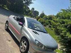 Gebraucht 2005 Peugeot 206 CC Quiksilver Cabrio | 2.700 € (Teuer)