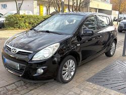 Schwarz Gebraucht 2009 Hyundai i20 Comfort Limousine | 1.900 € (Superpreis)