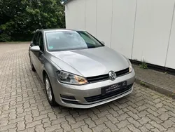 Silber Gebraucht 2016 VW Golf VII LOUNGE Limousine | 7.499 € (Fairer Preis)