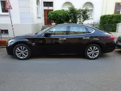 Gebraucht 2012 Infiniti M35h Premium Limousine | 13.500 €