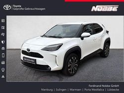 Schneeweiß Gebraucht 2022 Toyota Yaris Hybrid Connect Style SUV | 20.900 € (Guter Preis)