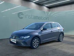 Grau Gebraucht 2024 VW Polo IQ Drive Limousine | 20.760 € (Guter Preis)
