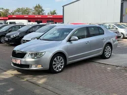 Silber Gebraucht 2013 Skoda Superb Elegance Limousine | 7.600 € (Guter Preis)
