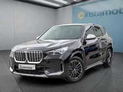 Schwarz Gebraucht 2023 BMW iX1 SUV | 39.699 € (Fairer Preis)