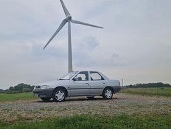Silber Gebraucht 1993 Ford Orion Limousine | 2.000 €