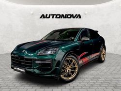 Grün Gebraucht 2024 Porsche Cayenne Turbo E-Hybrid SUV | 189.210 €