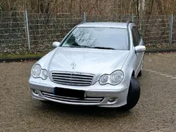 Silber Gebraucht 2006 Mercedes C220 Kombi | 2.950 € (Fairer Preis)