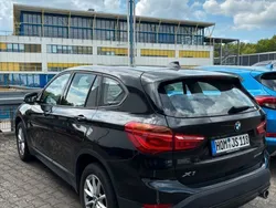 Schwarz Gebraucht 2020 BMW X1 Advantage SUV | 20.230 € (Fairer Preis)