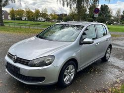 Reflexsilber Gebraucht 2010 VW Golf VI Comfortline Kleinwagen | 3.999 € (Guter Preis)
