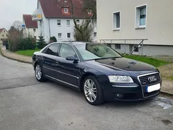 Blau Gebraucht 2005 Audi A8 Limousine | 5.600 € (Etwas zu teuer)