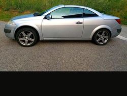 Silber Gebraucht 2005 Renault Mégane Cabriolet Cabrio | 3.000 € (Teuer)