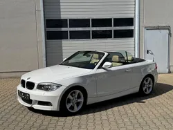 Weiß Gebraucht 2013 BMW 118 Cabriolet M Sport Cabrio | 11.350 € (Etwas zu teuer)