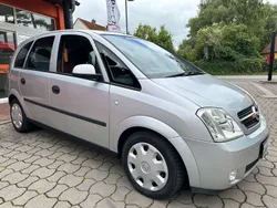 Grau Gebraucht 2003 Opel Meriva Enjoy Van / Kleinbus | 2.250 € (Etwas zu teuer)