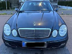 Schwarz Gebraucht 2005 Mercedes E220 Limousine | 4.499 € (Fairer Preis)