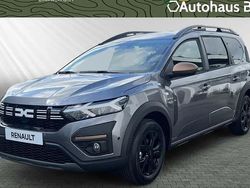 Grau Neu 2025 Dacia Jogger Extreme Van / Kleinbus | 25.290 € (Etwas zu teuer)