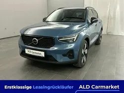 Denim blue / Gebraucht 2022 Volvo XC40 R-Design SUV | 31.980 € (Guter Preis)