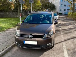 Braun Gebraucht 2011 VW Touran Comfortline Van / Kleinbus | 7.900 € (Fairer Preis)