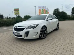 Weiß Gebraucht 2016 Opel Insignia OPC Kombi | 20.400 € (Teuer)