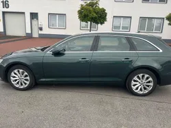Grün Gebraucht 2017 Audi A4 Design Kombi | 14.999 € (Fairer Preis)