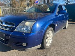 Blau Gebraucht 2005 Opel Vectra Limousine | 2.000 € (Fairer Preis)