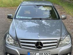 Gebraucht 2011 Mercedes C200 Elegance Limousine | 12.000 € (Teuer)