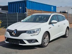 Weiß Gebraucht 2019 Renault Mégane GrandTour LIMITED Kombi | 8.950 € (Fairer Preis)
