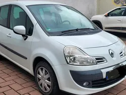Weiß Gebraucht 2012 Renault Modus Van / Kleinbus | 5.200 € (Fairer Preis)