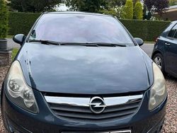 Blau Gebraucht 2007 Opel Corsa Kleinwagen | 3.000 € (Fairer Preis)
