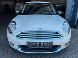 Weiß Gebraucht 2011 Mini ONE Kleinwagen | 3.490 € (Fairer Preis)