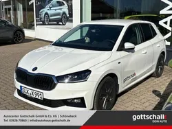 Candyweiss Gebraucht 2025 Skoda Fabia Drive Kleinwagen | 19.990 € (Fairer Preis)