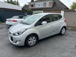 Silber Gebraucht 2014 Hyundai ix20 Edition Van / Kleinbus | 5.999 € (Fairer Preis)