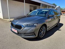 Grau Gebraucht 2024 Skoda Octavia Style Kombi | 27.599 € (Guter Preis)