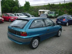 Blau Gebraucht 1996 Opel Astra Limousine | 2.499 € (Fairer Preis)