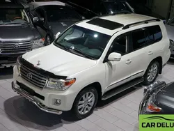 Weiß Gebraucht 2015 Toyota Land Cruiser Executive SUV | 53.417 € (Teuer)
