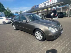 Braun Gebraucht 2007 Mercedes E220 Elegance Limousine | 6.500 € (Etwas zu teuer)