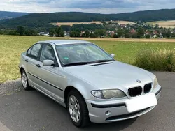 Silber Gebraucht 2004 BMW 318 Limousine | 3.790 € (Etwas zu teuer)
