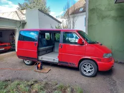 Rot Gebraucht 1997 VW T4 Van | 11.000 €
